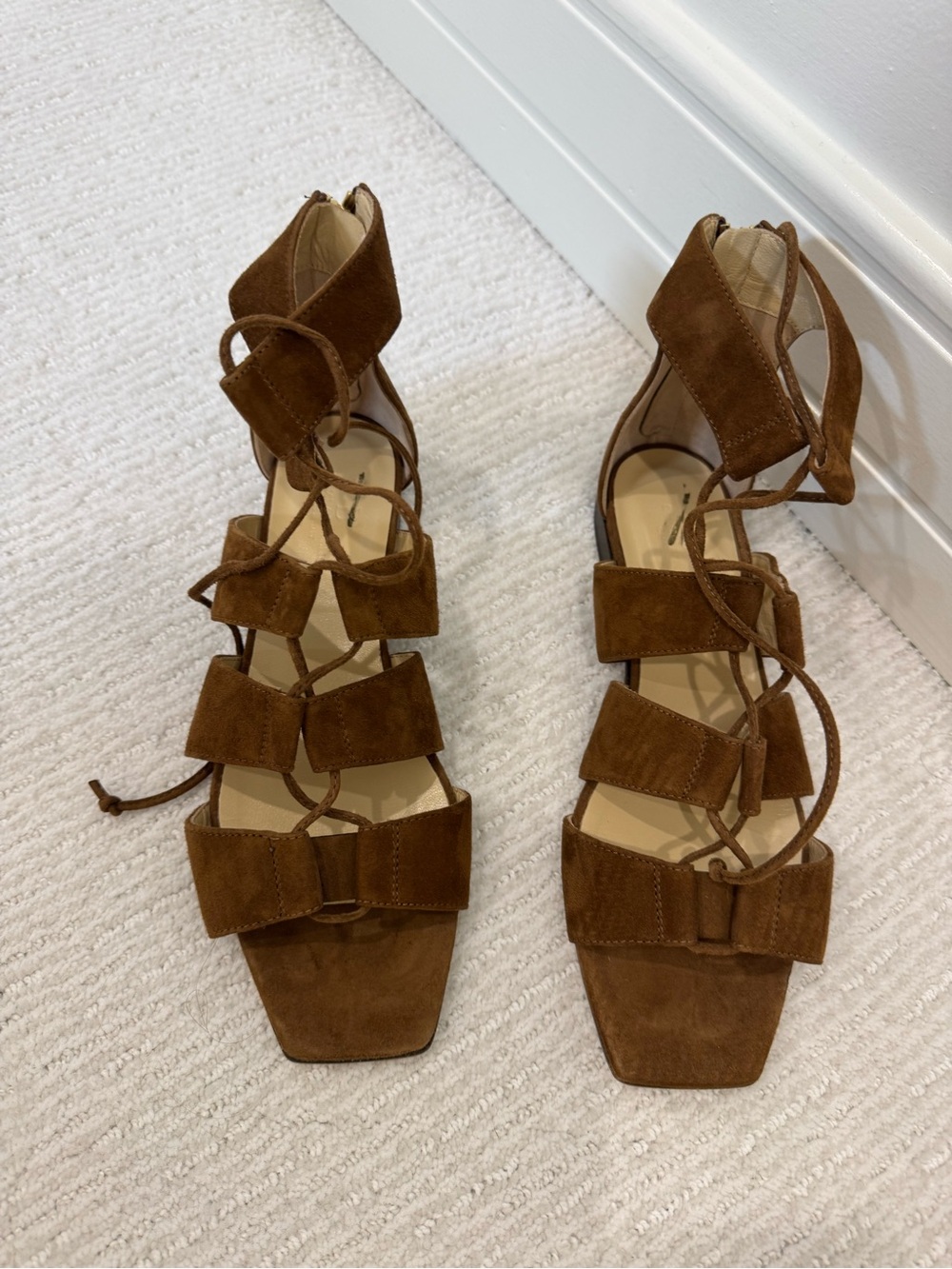 Banana Republic Brown Suede Lace-Up Gladiator Sandals size 7.5 brand new